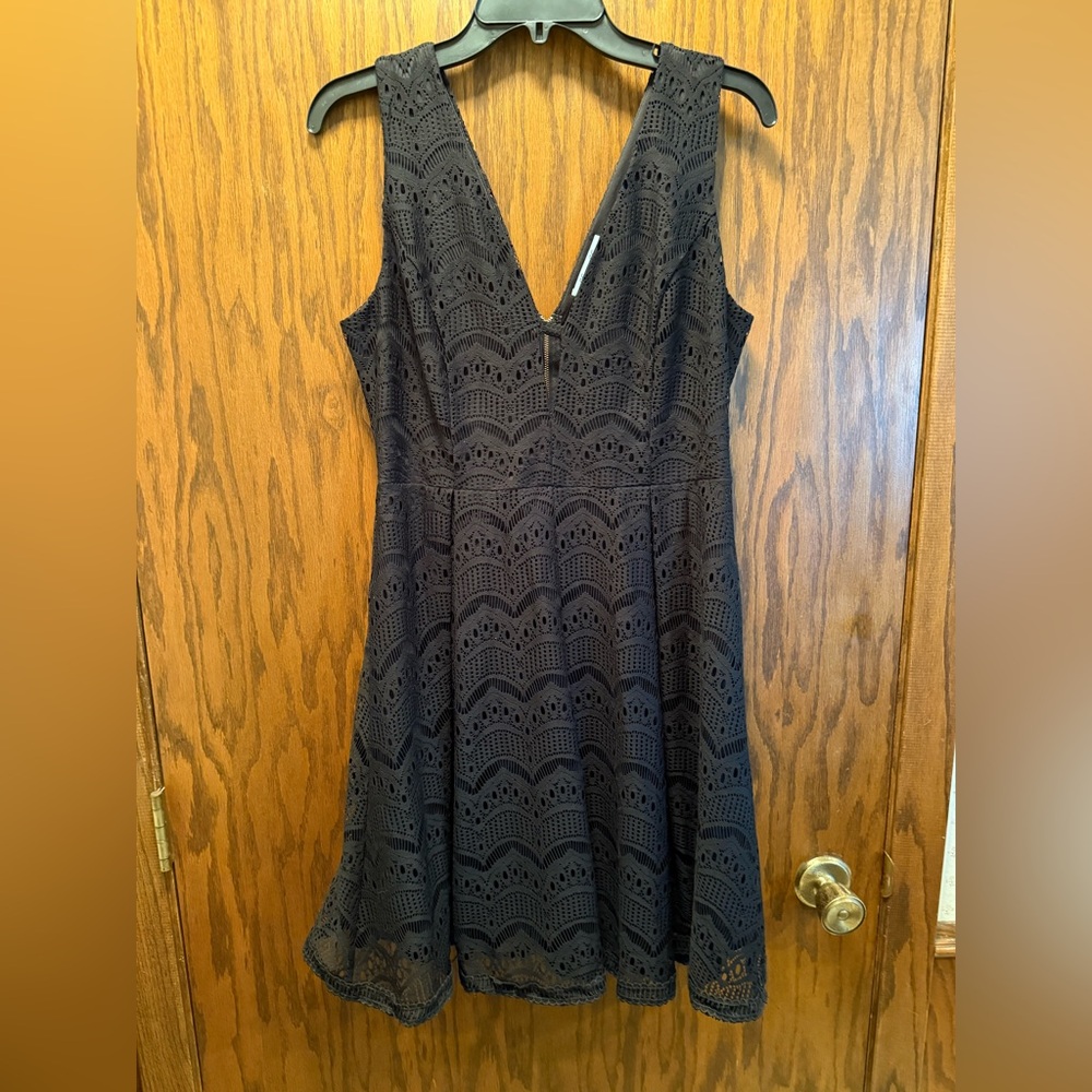 Elegant Black Lace Dress